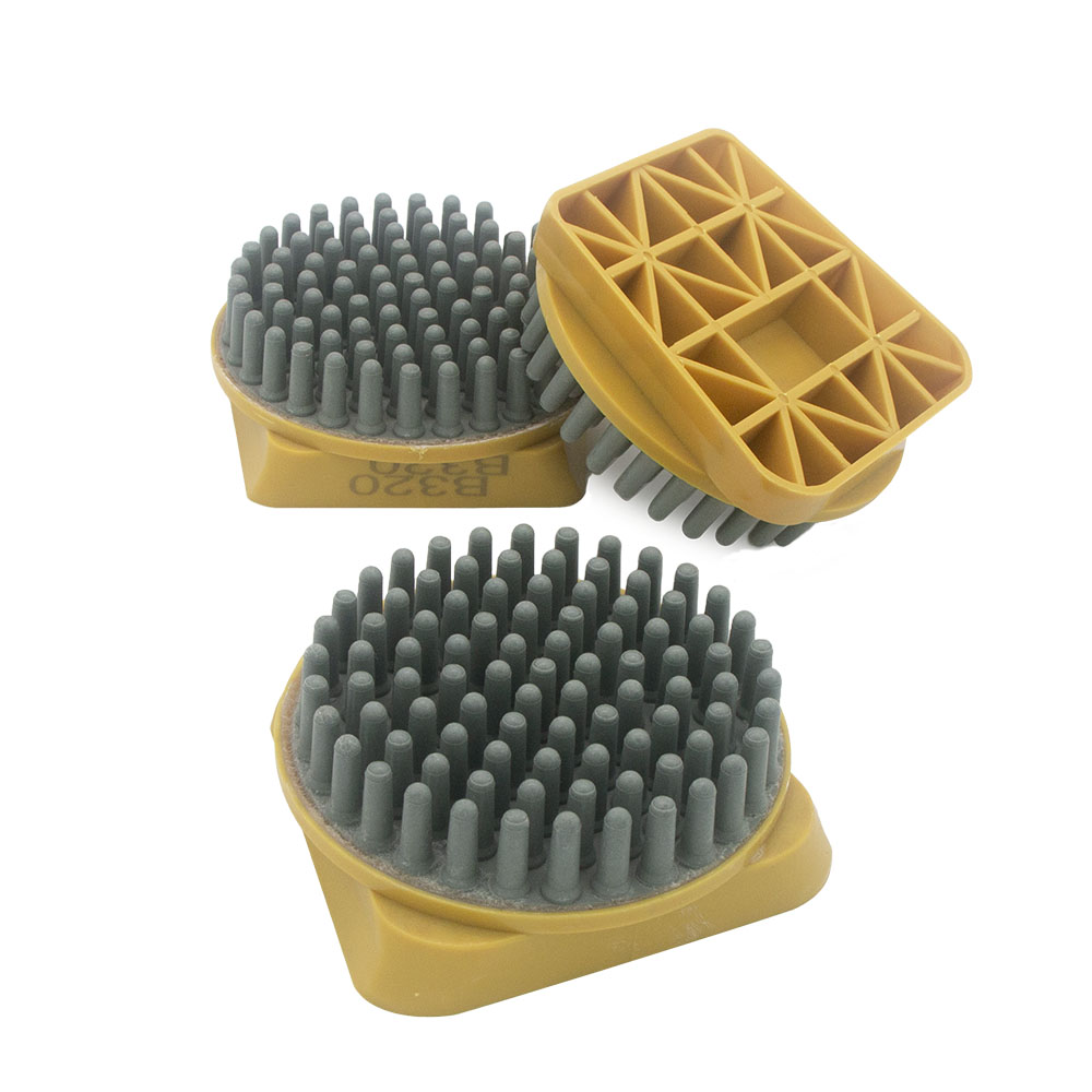 rubber antique brush